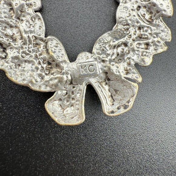 Vintage Christmas Wreath Brooch Pin With Red Rhinestones Green Enamel Bow KC Sig - Picture 3 of 4